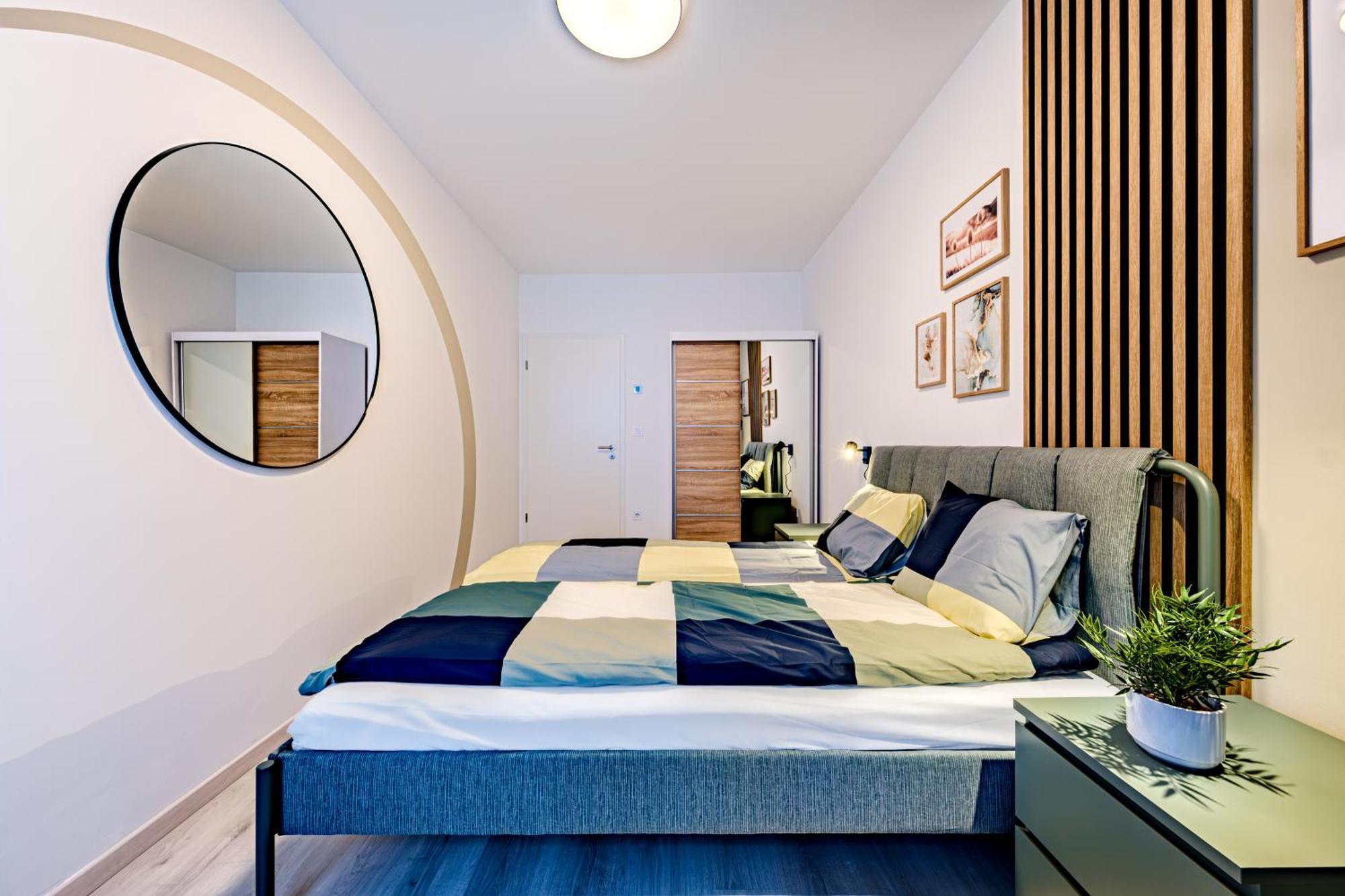Design Near Park With Free Parking Appartement